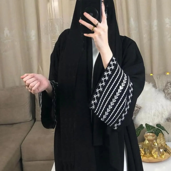 عباية كارديجان مفتوحة مطرزة على ال