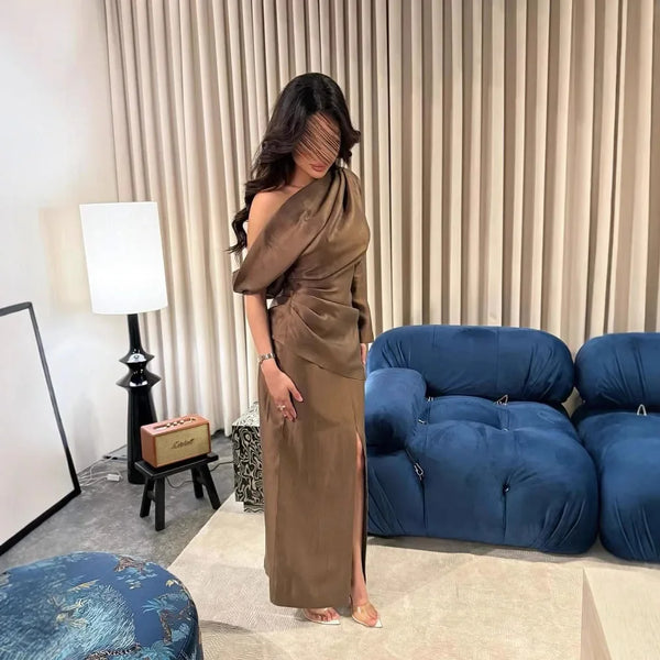 فستان سهرة | أنيق من ألياف البوليستر بأكمام طويلة وكسرات وكتف واحد